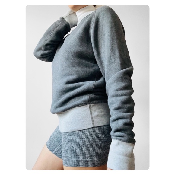 ★ Levi’s Unisex Classic Crewneck Sweatshirt - Gray ★ - Picture 9 of 17